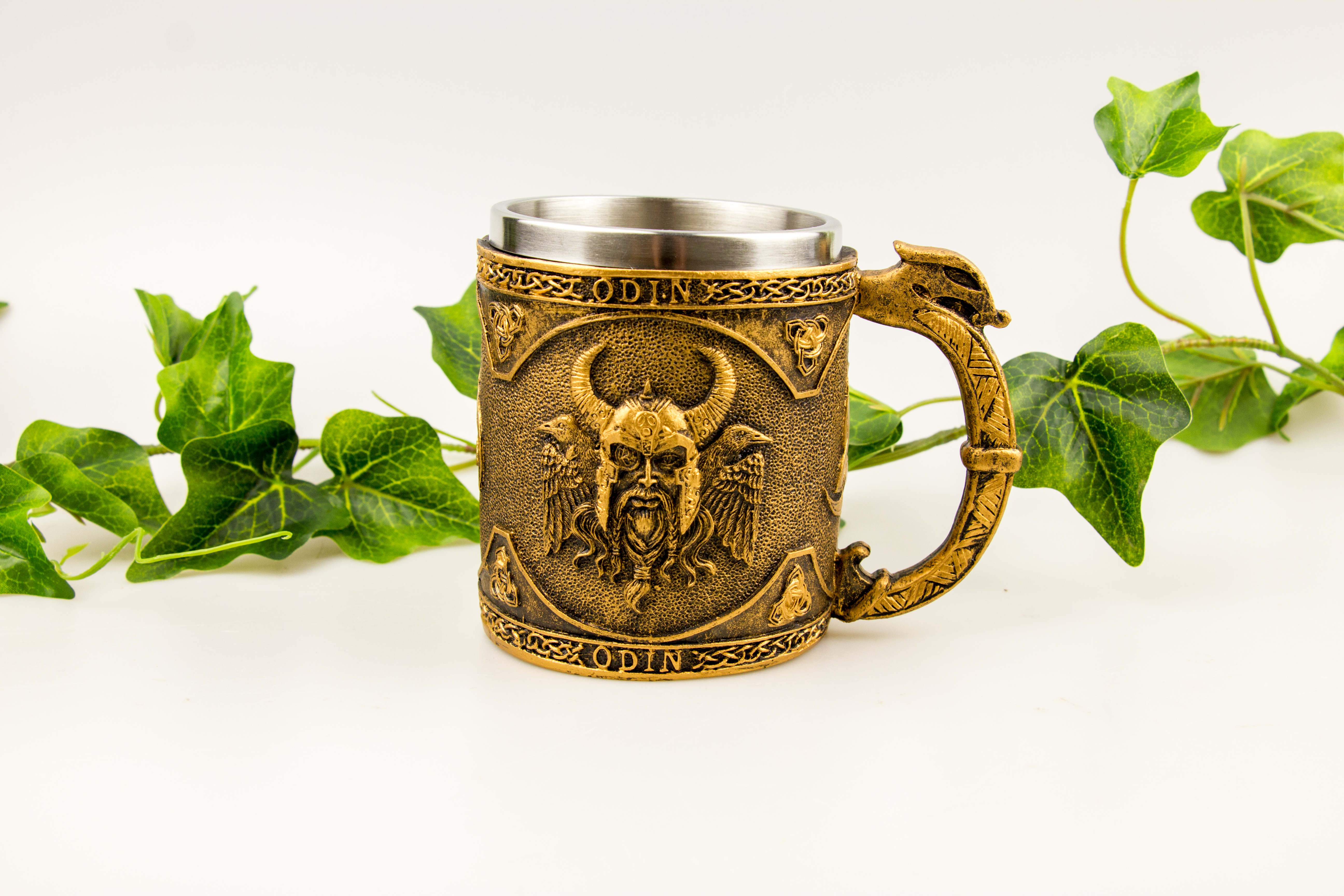 Wikinger Becher ODIN mit Hugin und Munin - aus Resin