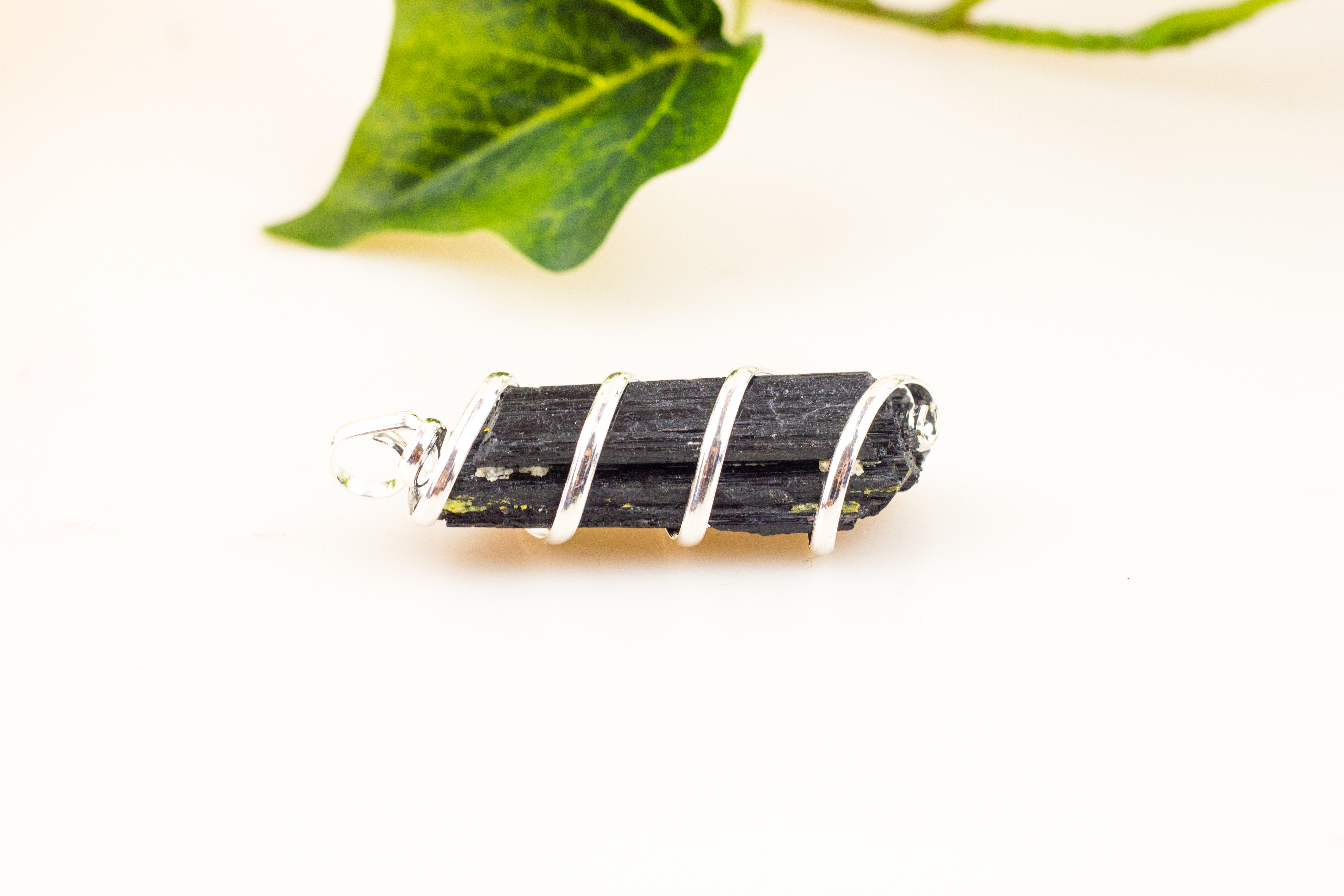 Spiralanhänger Turmalin groß